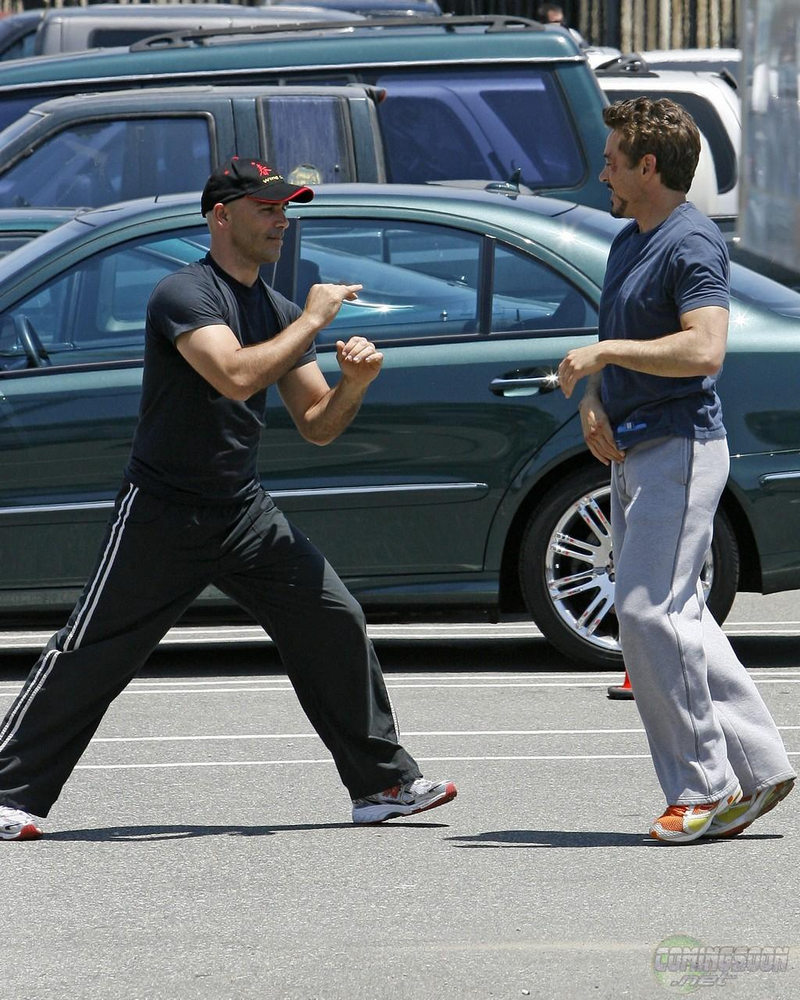 Illustration for article titled Tony Stark Makes A New Friend In Iron Man 2 Set Photos. Plus Doctor Who Regeneration Hints!